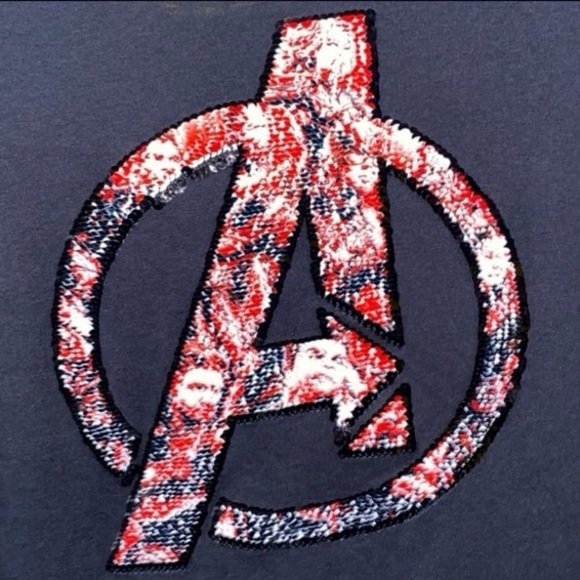 Disney parks marvel reversible sequin avengers hidden faces 10 year t-shirt - Picture 4 of 8